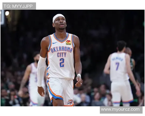 重磅消息!篮球明星因伤或将缺席下一轮关键比赛引发广泛关注 重磅消息!篮球明星因伤或将缺席下一轮关键比赛引发广泛关注