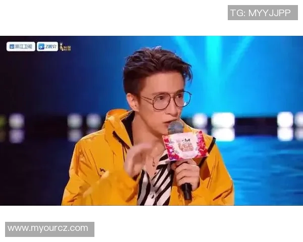 VAR赛后采访爆金句引爆全场笑声 主帅幽默回应引发热议